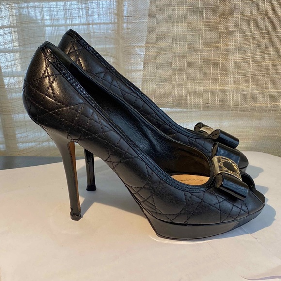 CHRISTIAN DIOR QUILTED BLACK LEATHER PLATFORM PUMPS OPEN-TOE SIZE 39.5-9 ITALY - Picture 6 of 8